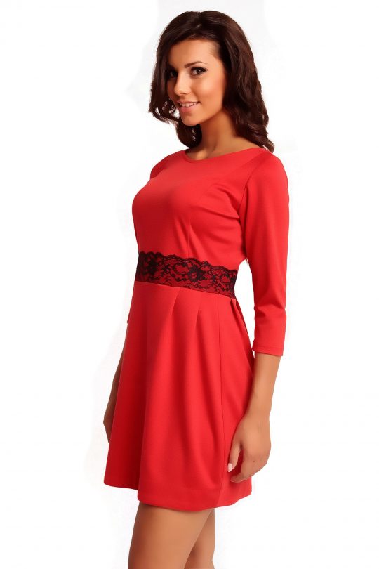 Sukienka SOLANGE KNITWEAR w kolorze czerwonym